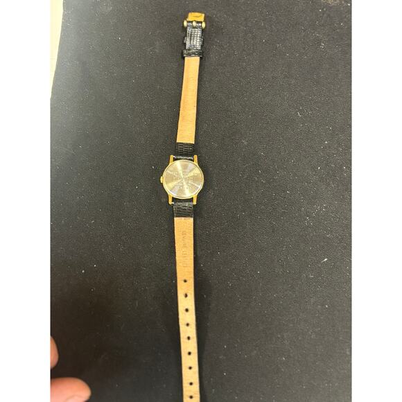 Vintage Seiko 2Y01-0010 Women’s Watch! New Battery! main image 10